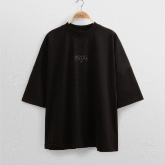 تیشرت میخ مشکی