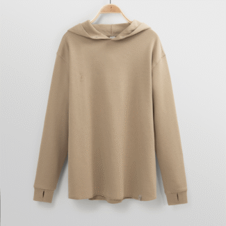 تیشرت آستین بلند کلاهدار کرم