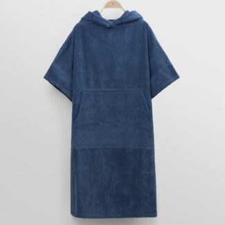 حوله پانچو آبی